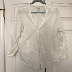 AE white detailed blouse